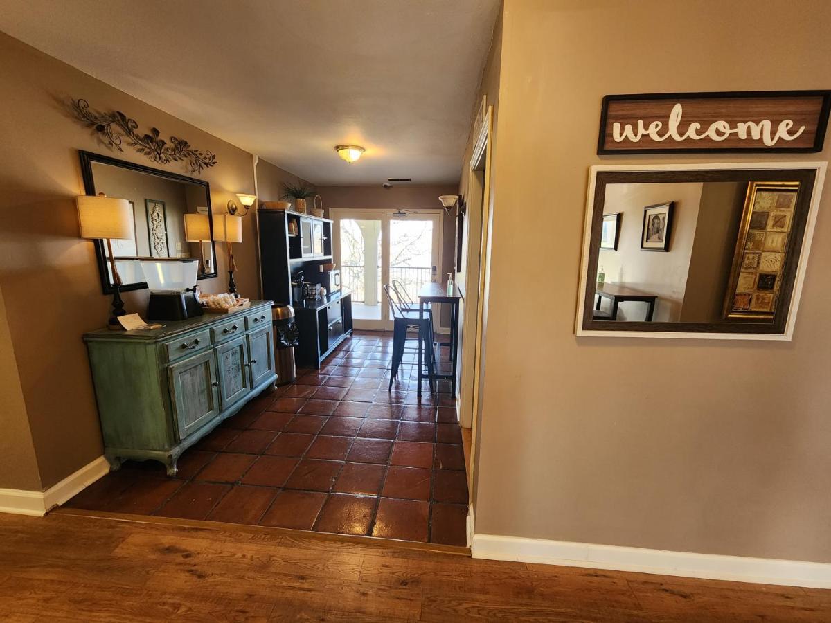 Williams Island Room At Tennessee Riverplace Chattanooga Buitenkant foto